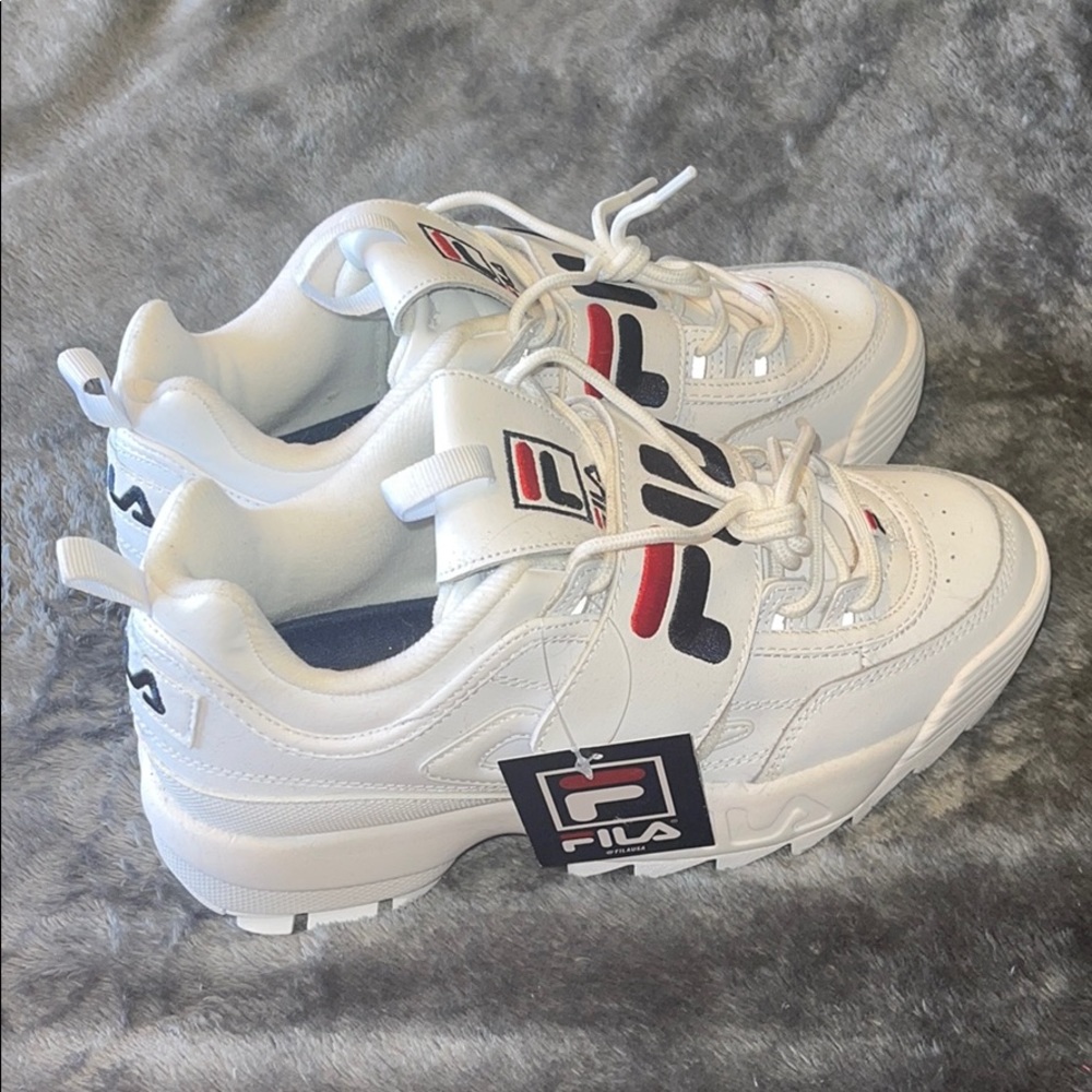 NWT Filas